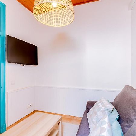 Trem - Located In Old City - Faro Bagian luar foto