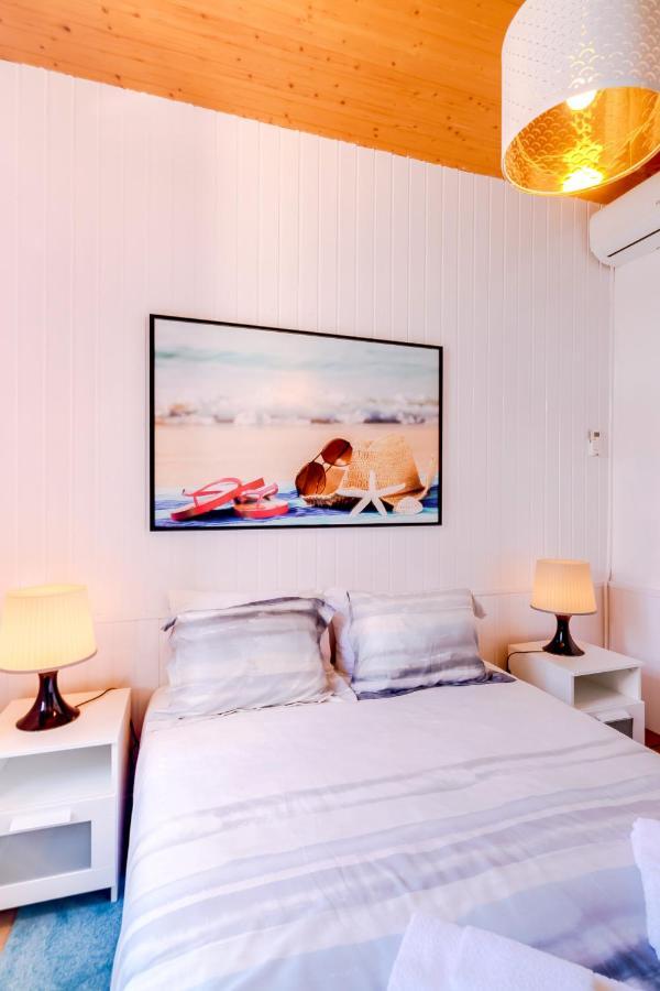 Trem - Located In Old City - Faro Bagian luar foto