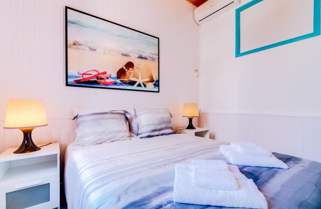 Trem - Located In Old City - Faro Bagian luar foto